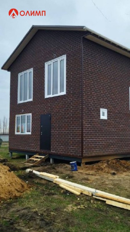Закончили строительство дома в Балаково по типовому проекту с внутренней отделкой.